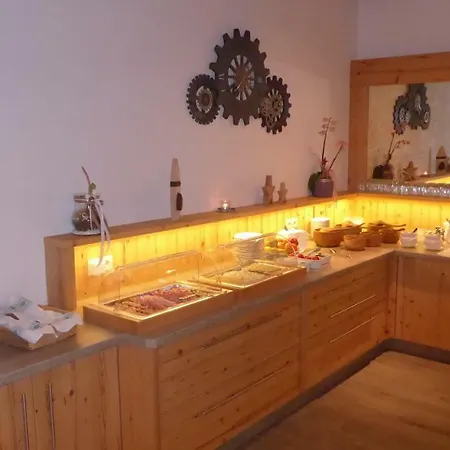 Haus Edelweiss Gasthof 3*